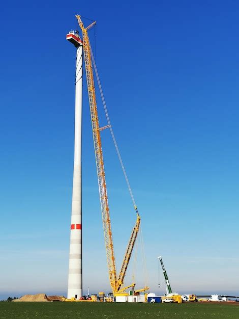 Premium Photo | Construction of a wind turbine