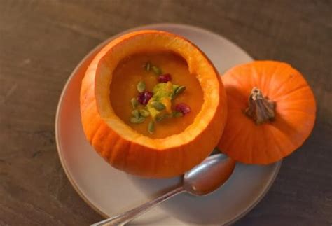 Floral Naked Cakes Annie Campbell