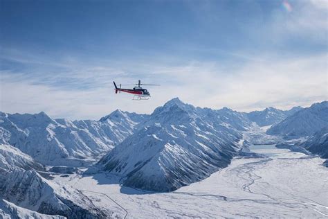 2024 (Lake Tekapo) Aoraki/Mt Cook Scenic Helicopter Flight Encounter ...