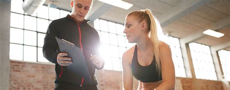 Why To Hire Personal Trainer To Achieve Your Fitness Goal This Year