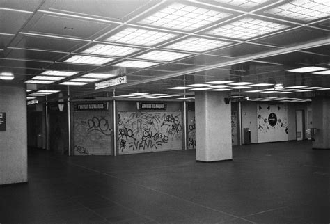 Métro Yashica T4 Ilford hp5 Tilou MARTIN Flickr