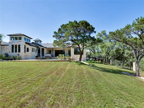 winding house plan lifestyle  stadler