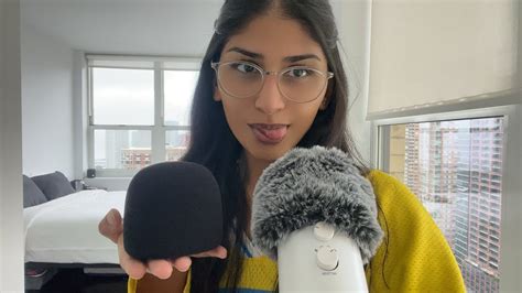 Asmr Mic Scratching Foam Cover Fluffy Mic This Or That YouTube