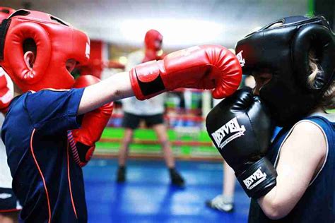 Kids Boxing Training - Boxing Trainer London