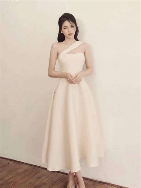 Hiu nude dây chéo ngực M imqueenoffical