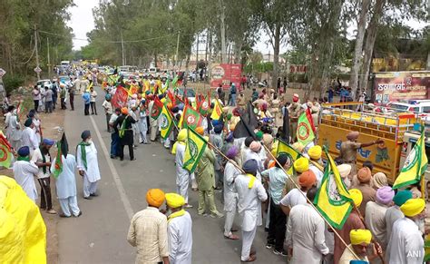 Bjp Poll Candidates Dinesh Babbu Arvind Khanna Face Farmers Protest