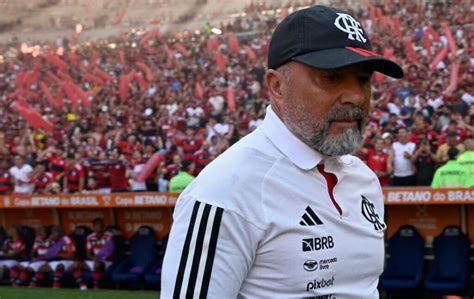 Ex goleiro campeão pelo Flamengo viraliza e detona Sampaoli Mengo Press