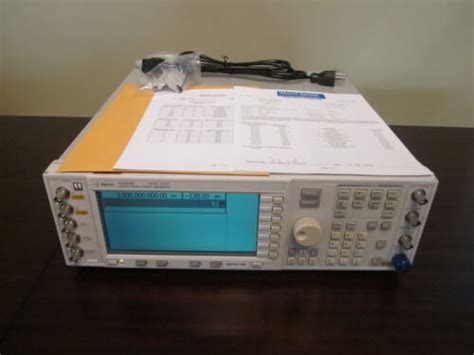 Agilent E B Khz Ghz Esg Dp Digital Rf Signal Generator