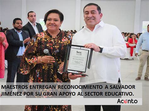 Maestros De Tepeji Entregan Reconocimiento Al Alcalde Salvador Jim Nez