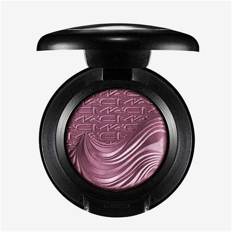 Extra Dimension Eye Shadow A Natural Flirt Mac Kicks