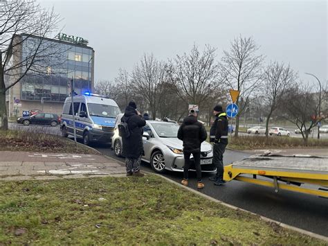 Galeria Kolejne Zdarzenie Na Wje Dzie Do Lidla Epiotrkow Pl