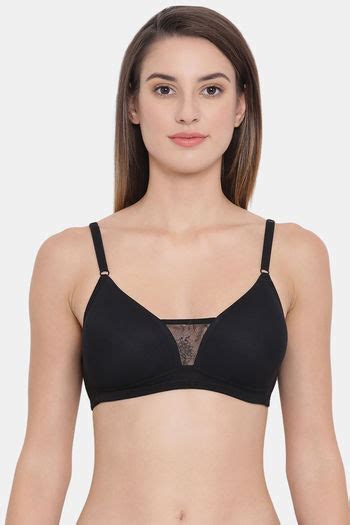 Buy Clovia Lightly Padded Non Wired Full Coverage T Shirt Bra Black At Rs1199 Online Bra Online