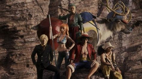 泉里香実写ナミが再現度高すぎ身体づくりがすごいシネマトゥデイ Japon Look cool One piece