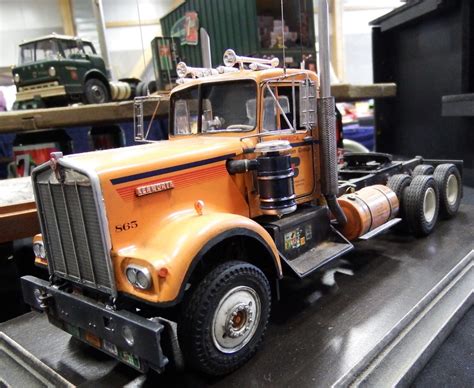 Pin by Tim on Model trucks | Kenworth trucks, Kenworth, Scale models