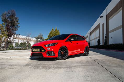 Ford Focus RS Mk3 Red TSW Hockenheim T Wheel Wheel Front