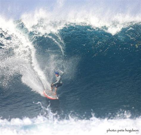 Ikaika Kalama Paddle Surf Hawaii