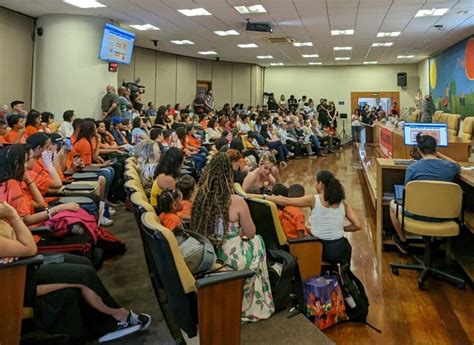 Programa Imprensa Jovem celebra 18 anos de vitalidade em ato público