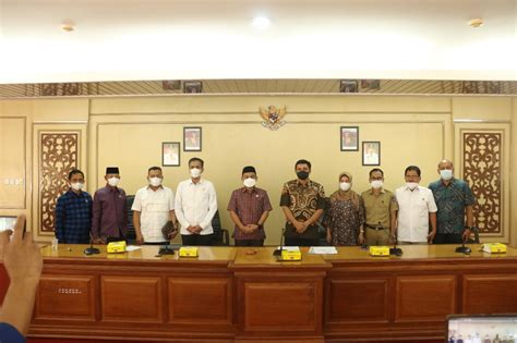 Komisi Dprd Provinsi Sulawesi Barat Telah Melaksanakan Konsultasi