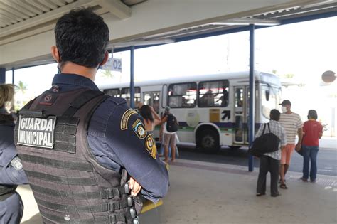 Guarda Municipal De Aracaju Atua No Combate à Importunação Sexual No