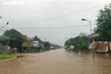 Floodwater Inundates Hundreds Of Hectares Of Crops In Central Highlands