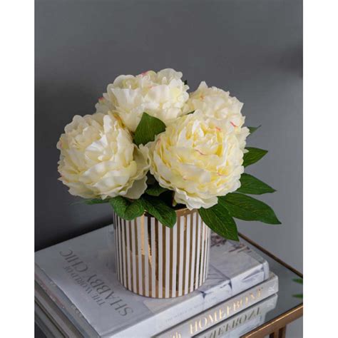 House Of Hampton Peonies Floral Arrangement And Centerpiece In Striped