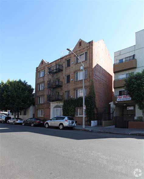 The El Carlos Apartments Apartments In Los Angeles Ca