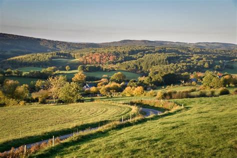 Pueblos con encanto y bosques encantados en Las Ardenas el pulmón de