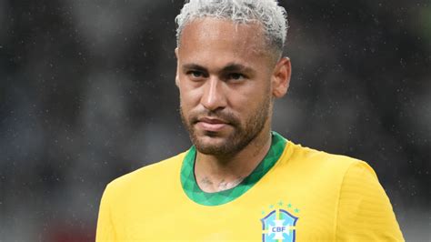 Foto Neymar Pode Ter O Passaporte Cassado Para Realizar Teste De DNA