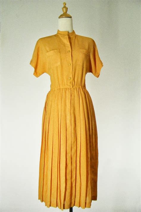 Sunny Sideup Closet | vintage clothing, dresses, tops & more: Be More Yellow Vintage Dress