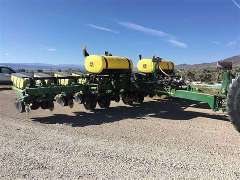 John Deere 1760 Planters Drawn