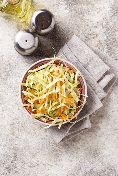 Kohlsalat Mit Kohl Traditioneller Amerikanischer Salat Stockfoto