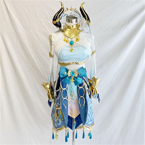 新品 原神 ニィロウ コスプレ 衣装 Mサイズ メルカリ