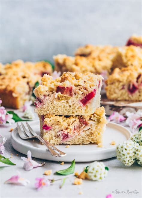 Rhabarberkuchen Mit Streuseln Vom Blech Nach Omas Rezept Vegan