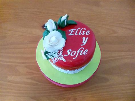 Birthday Cake By Ellie And Sofie Decorated Cake By Cakesdecor