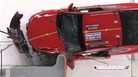 Honda Accord 2 Porte Crash Test Small Overlap IIHS SicurAUTO It