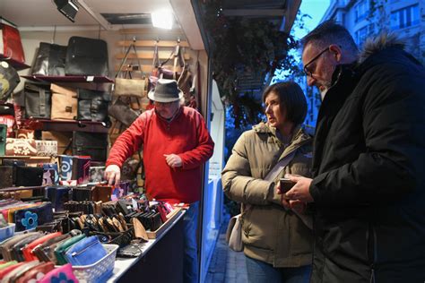 Fotos I Feria Navideña de Artesanía Aragonesa en la plaza de los