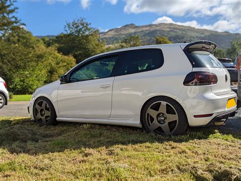 Bola B10 On Volkswagen Golf Gtd Wheelbase Alloys Flickr