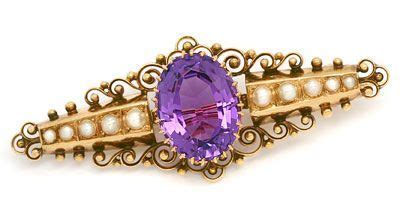 Rotgold Brosche Mit Ct Amethyst Und Perlen Antik K Juwelier