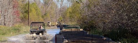 Louisiana Guardsmen Continue Building Monitoring Flood Barriers