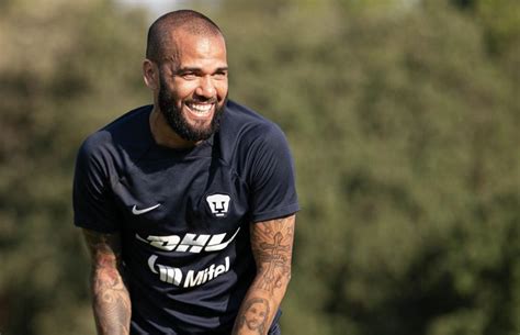 Dani Alves Es Enviado A Juicio Por El Delito De Agresión Sexual En