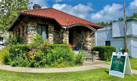 The Woodbury Historical Societys Rushmore Library