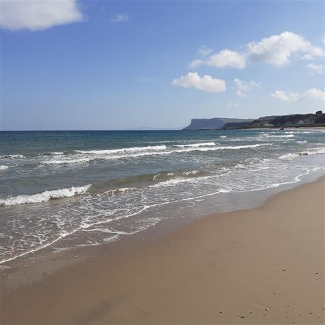 Not a bad morning walk....ballycastle beach : r/northernireland