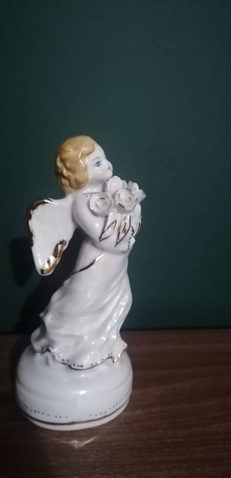 Figurka porcelanowa aniołek Mszczonów OLX pl