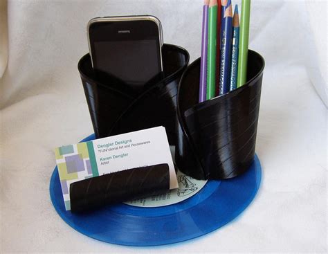 Handmade Recycled Vinyl Record Desk Organizer | Gadgetsin