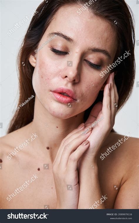 Woman Naked Shoulders Nude Makeup Posing Stock Photo 2089979116 Shutterstock