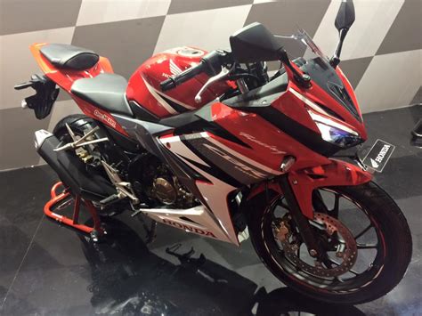 2016 Honda CBR150R - Showing 2016-New-Honda-CBR150R-20.jpg