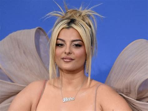 La Chanteuse Bebe Rexha Gravement Bless E Elle Re Oit Un T L Phone En