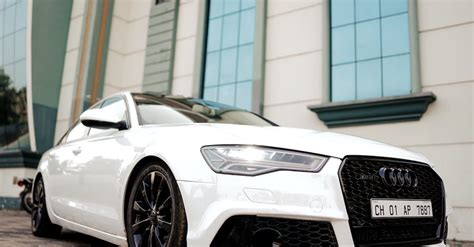 White Audi RS6 · Free Stock Photo