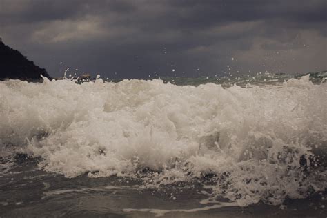 Photography Of Sea Waves · Free Stock Photo