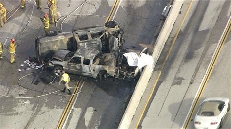 Update 1 Dead After Fiery Five Vehicle Crash On Sb 405 Freeway In